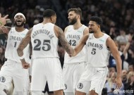 金年会中心-鹈鹕主场力克独行侠，韦伯斯特表现抢眼(20202021nba常规赛鹈鹕对独行侠全场视频)