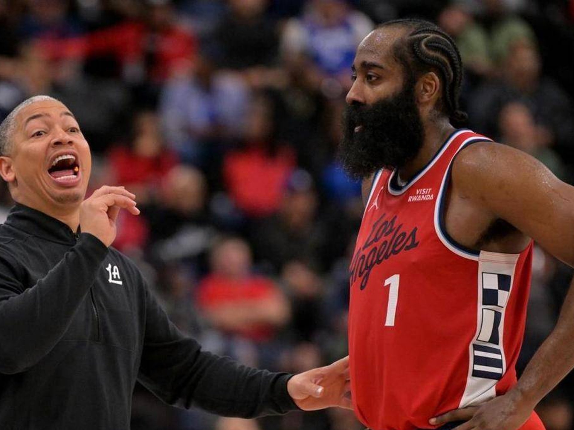 快船队的主教练是谁