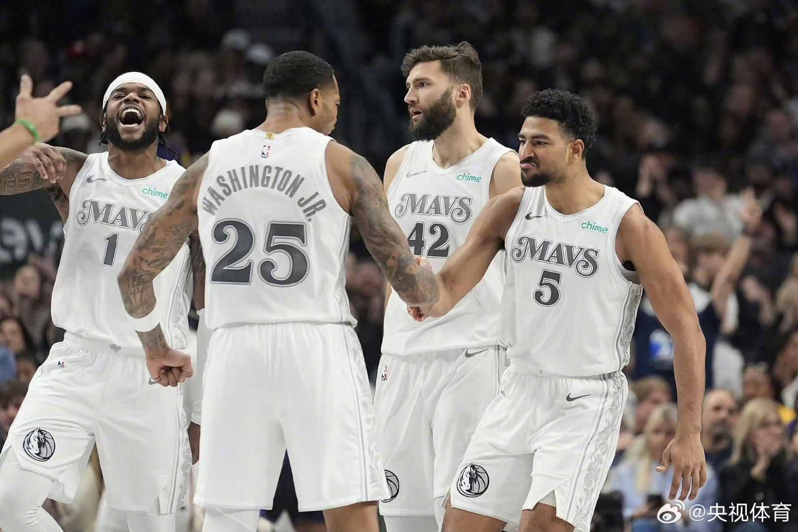 鹈鹕主场力克独行侠，韦伯斯特表现抢眼(20202021nba常规赛鹈鹕对独行侠全场视频)